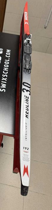 Biegówki topowy model z foką Madshius