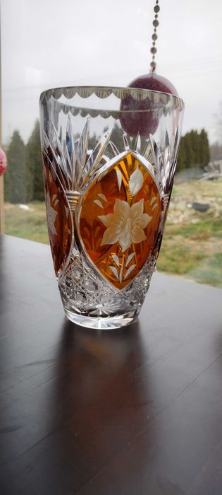 sprzedam wazozn z kryształu