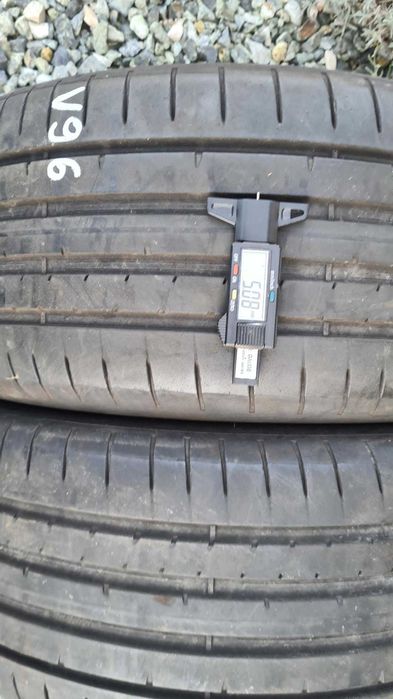 (V96) Opony Dunlop 225/45ZR17