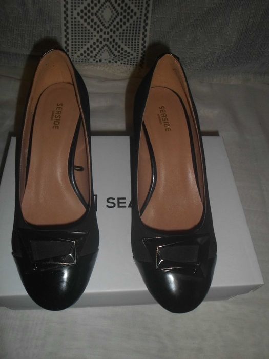 1 par de sapatos de senhora como novos da marca seaside