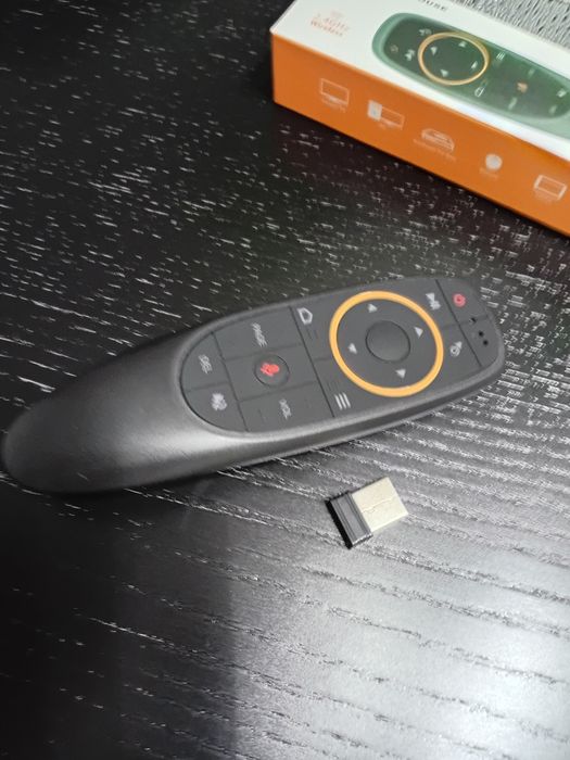 Bluetooth Remote Control for Android Box and Smart TV

New, Box Not Included64584493177345123