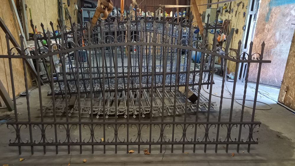 Ogrodzenie kute parkan 20x20 pret ocynk