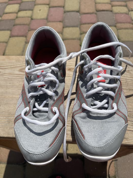 Літні кросівки Reebok