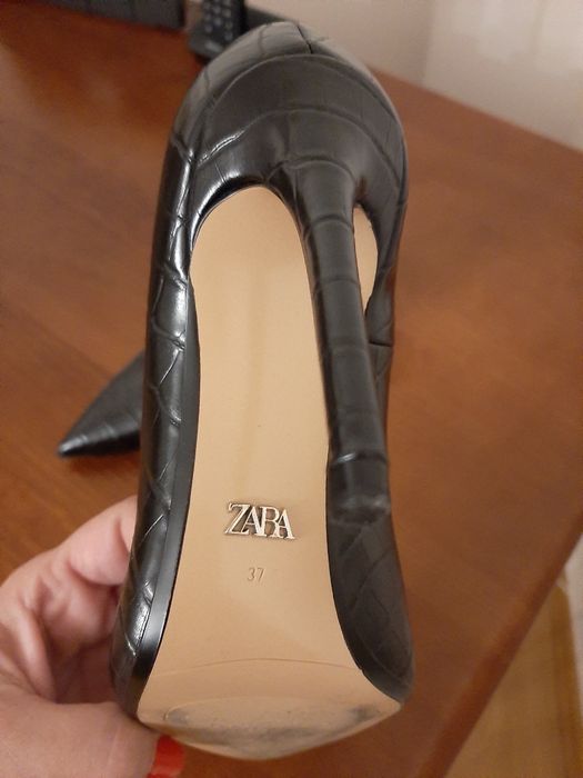 Sapatos de salto alto ZARA