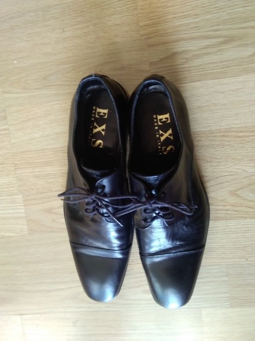 Buty męskie skórzane.