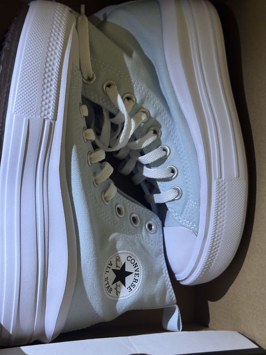 All Star Chuck Taylor Move 36