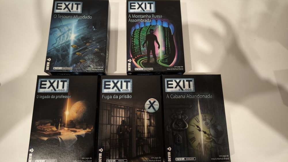 EXIT, o jogo (vários)