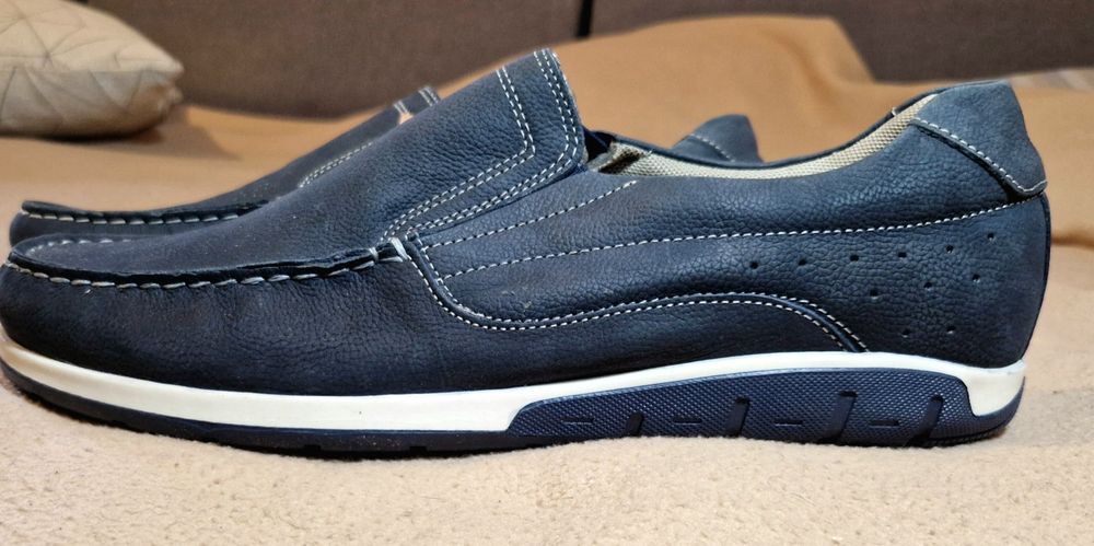 Sapatos novos couro n 46 França