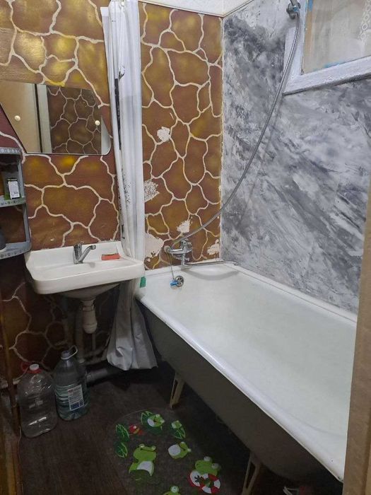 Продаж 2 к. квартири лівий берег продаж по єВідновленню та Сертифікату