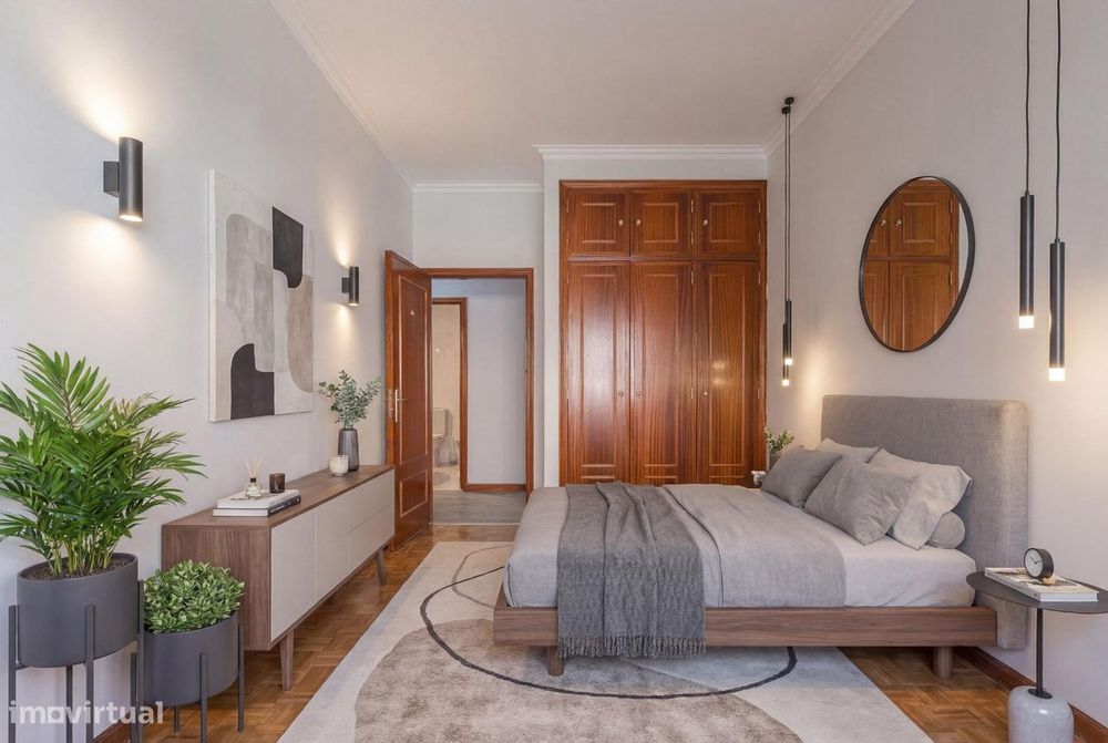 Apartamento T1 com Varanda em Canelas