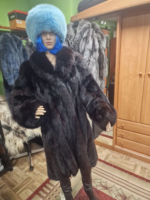 Piękne czarne futerko z lisa naturalnego!!!
