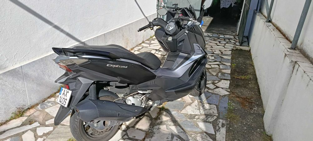 SYM CRUISYM 300 - Com garantia de fábrica até fevereiro de 2028