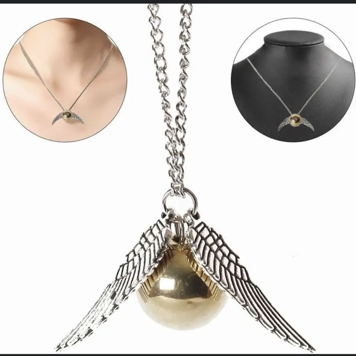 Жіночий ланцюжок з кулоном