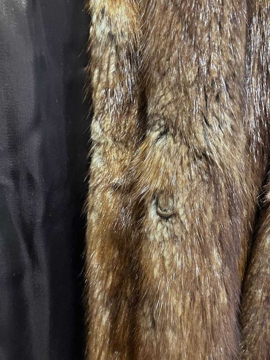 Luksusowy płaszcz damski z futra piżmaka – jak NOWY! Ręcznie szyty!