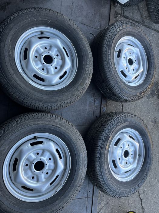 Koła Ford Transit 215/75/16c jak nowe komplet
