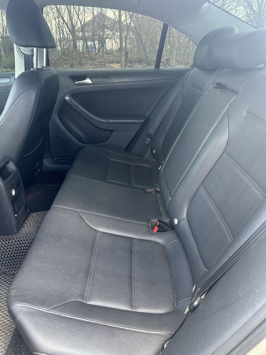 Volkswagen jetta 6