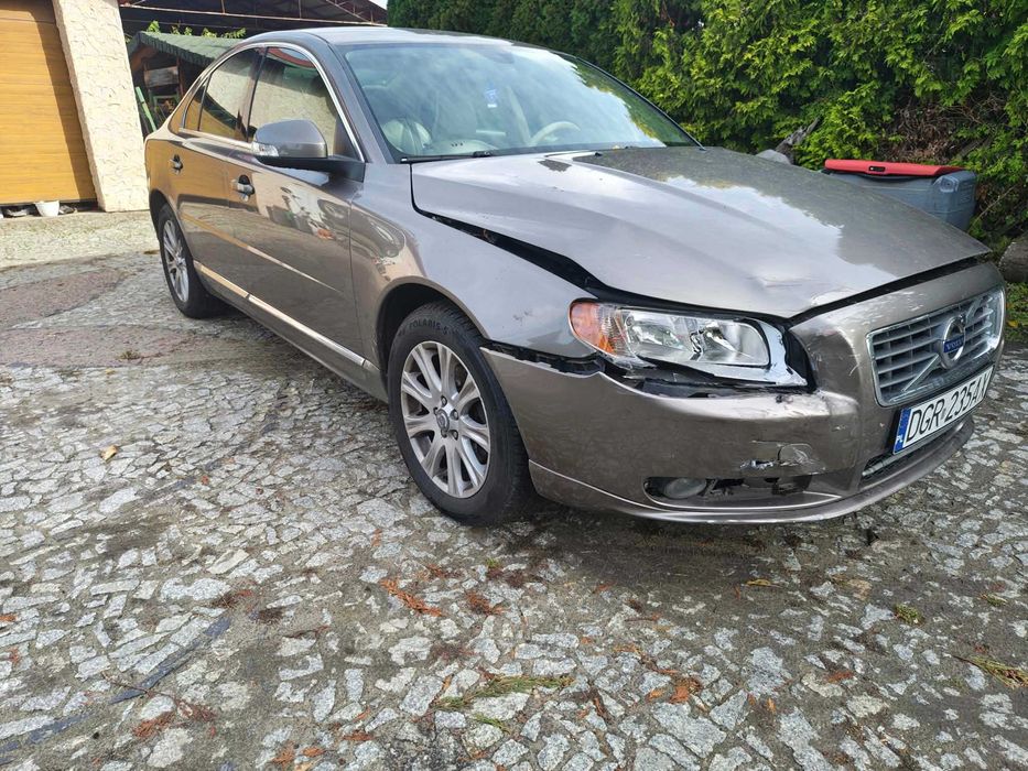 Volvo S80