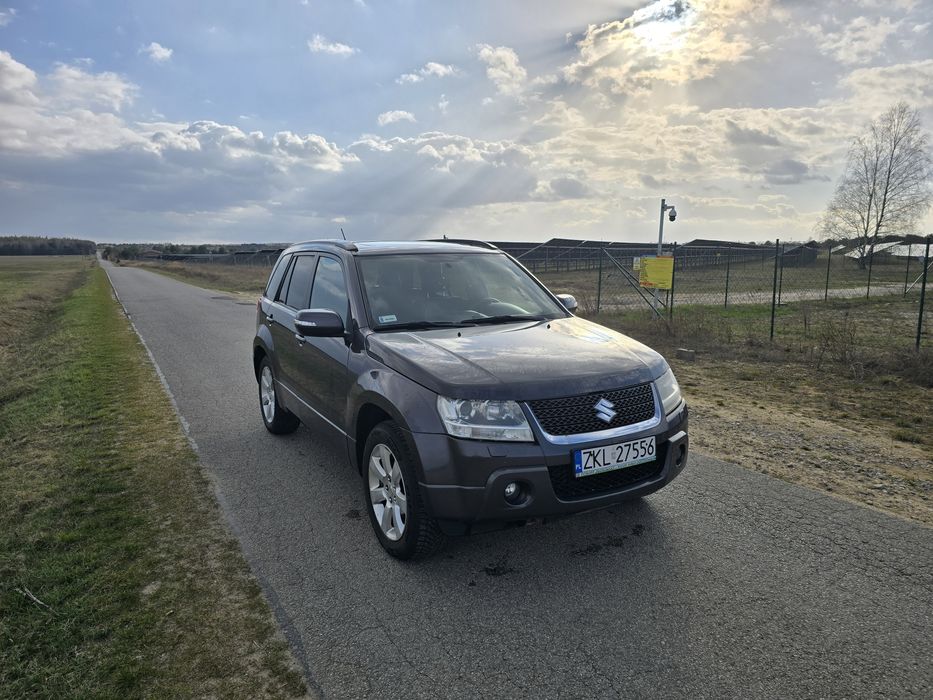 Suzuki grand vitara 2