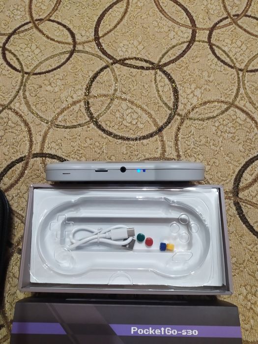 Продам портативную консоль PocketGo S30 (Pocket Go S30)