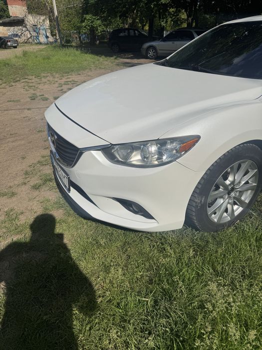 Автомобиль Mazda 6