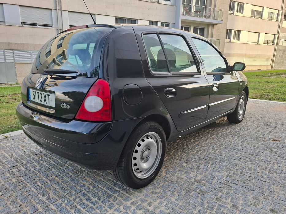 Renault Clio 1.2 16V. Expression 2004 , Muito Estimado
