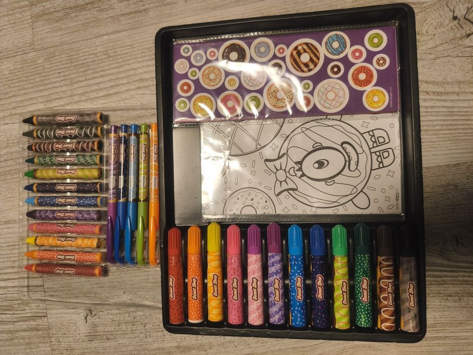 Pachnący zestaw artystyczny Donut Shop i pamiętnik cekinowy