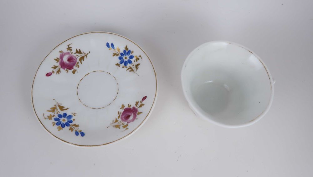 Chávena Vista Alegre Séc. XIX Pintura Manual