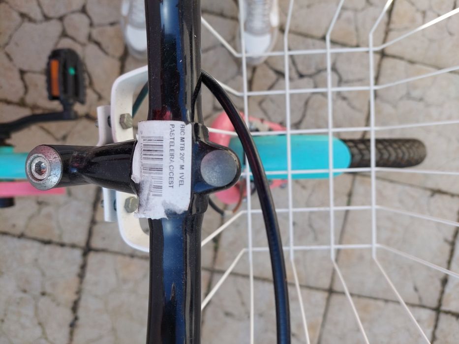 Bicicleta infantil pasteleira