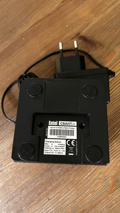 Ładowarka Radiotelefonu VHF ENTEL - nowa