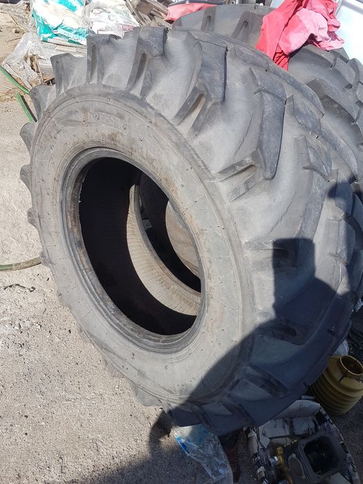 Opony 14.5r20 bkt