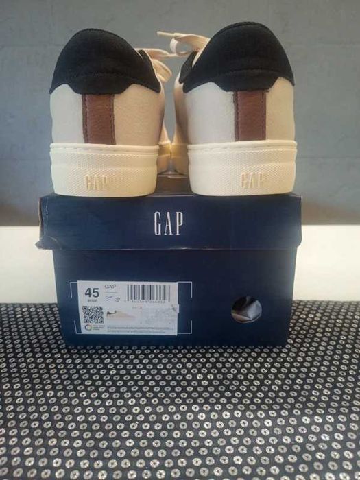 Męskie buty Gap r 45