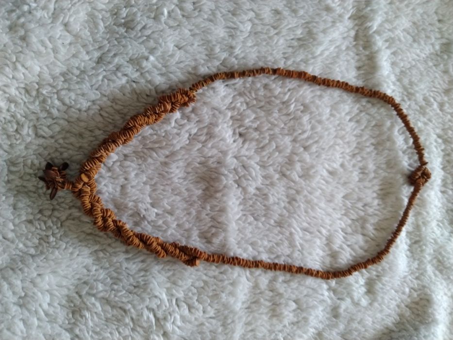 Colares indígenas Amazônia " MAUES " Brasil.