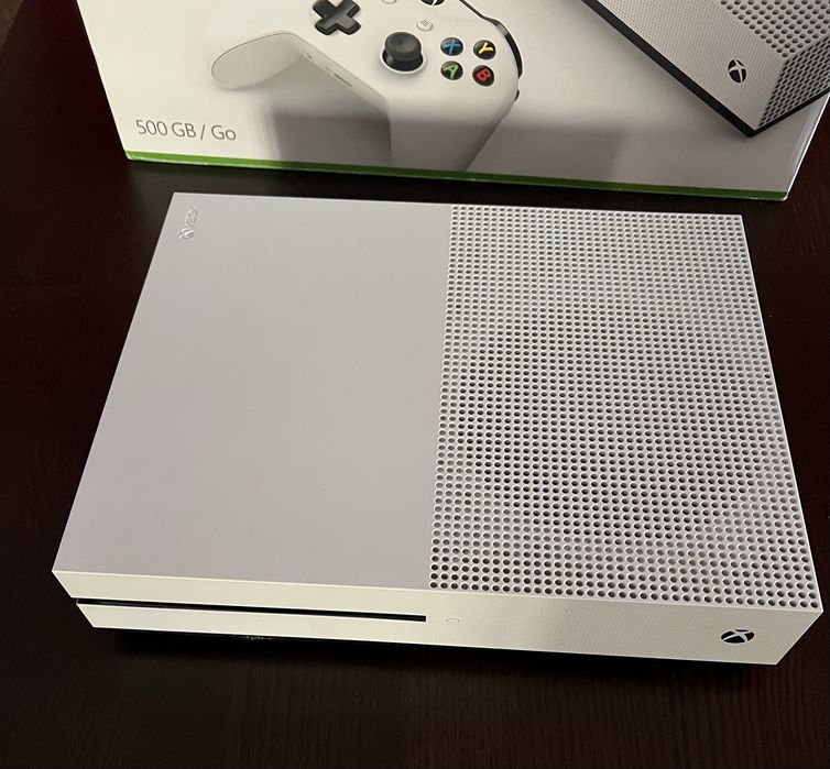 XBOX ONE - 500 GB/ Go - Caixa original