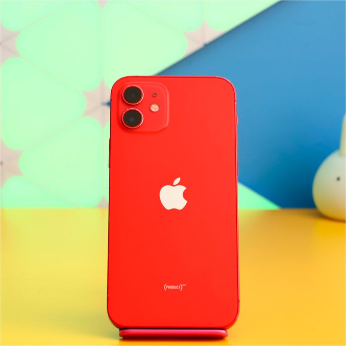 Смартфон Apple iPhone 12 128GB Red (169958) Б/У З ГАРАНТІЄЮ
