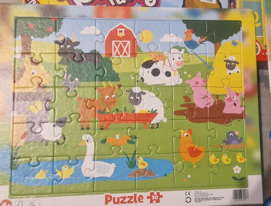 Puzzle, gry, karty