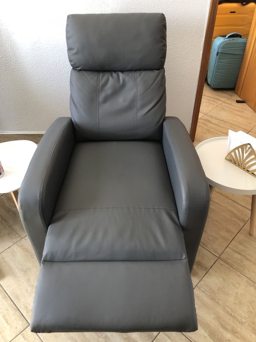 Homcom Poltrona de Massagem – Relaxamento Total em Pele Sintética Cinzenta