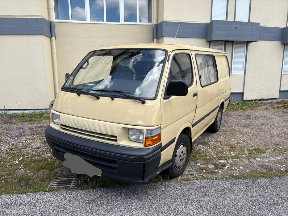 Toyota Hiace 6 lugares — photo 2