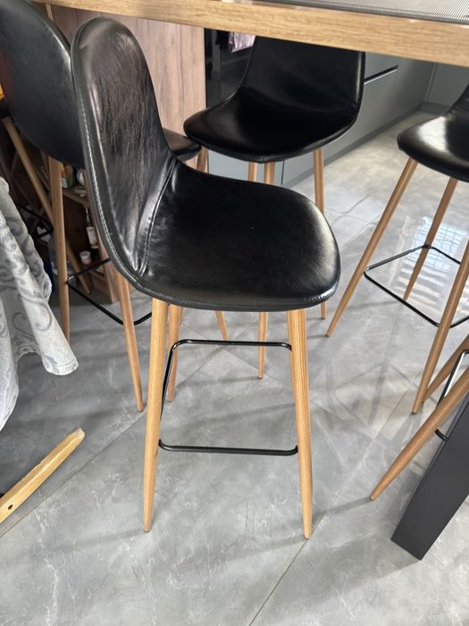 Продам стільці барні