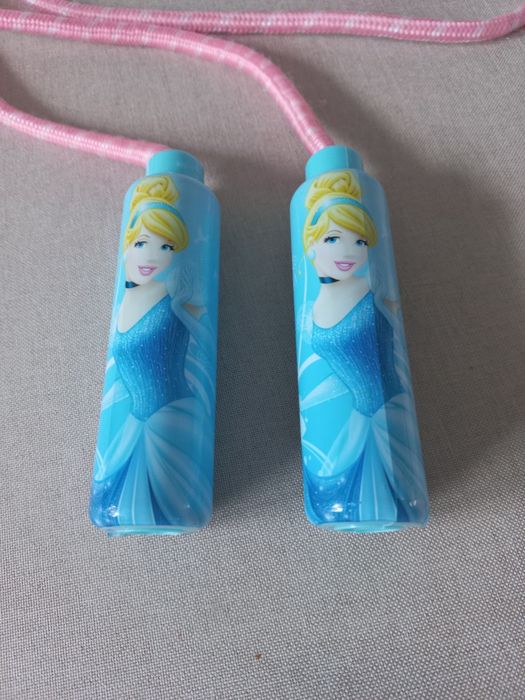 Disney Księżniczka Kopciuszek skakanka