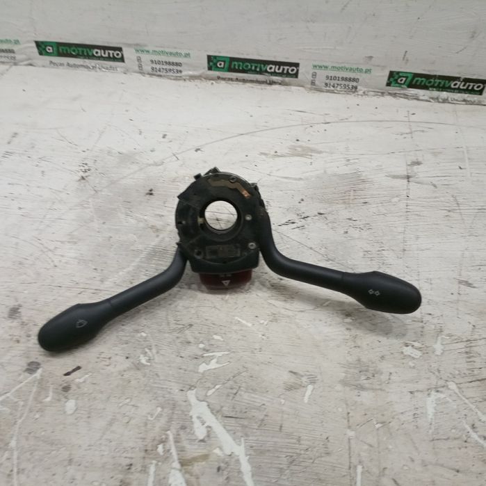 Comutador de luzes,piscas,limpa vidros e fita airb - VOLKSWAGEN GOLF III (1H1) | 91 - 98