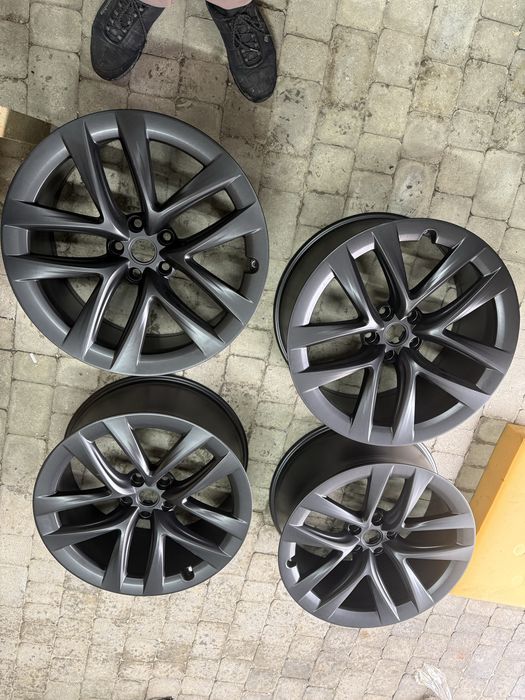 Диски R21  Tesla model s Plaid