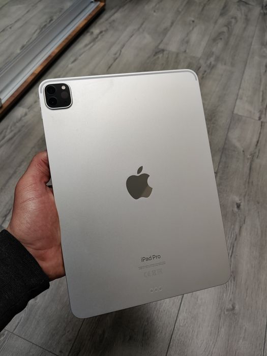 iPad pro 11 128 Гб 4 поколения m2