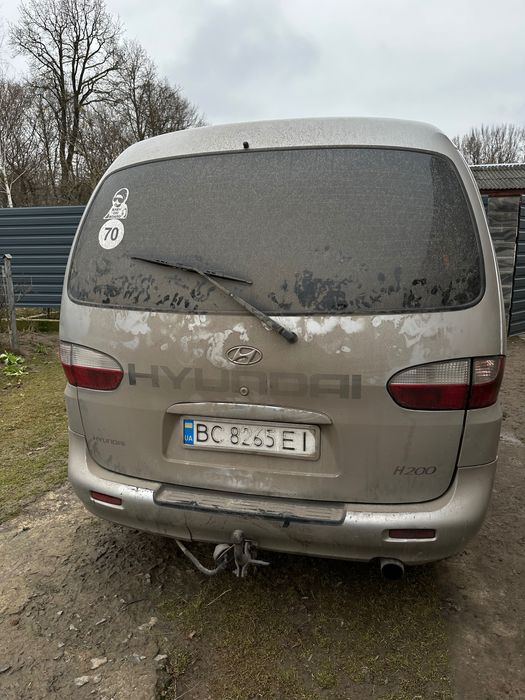 Hyundai h200 2.5 2003