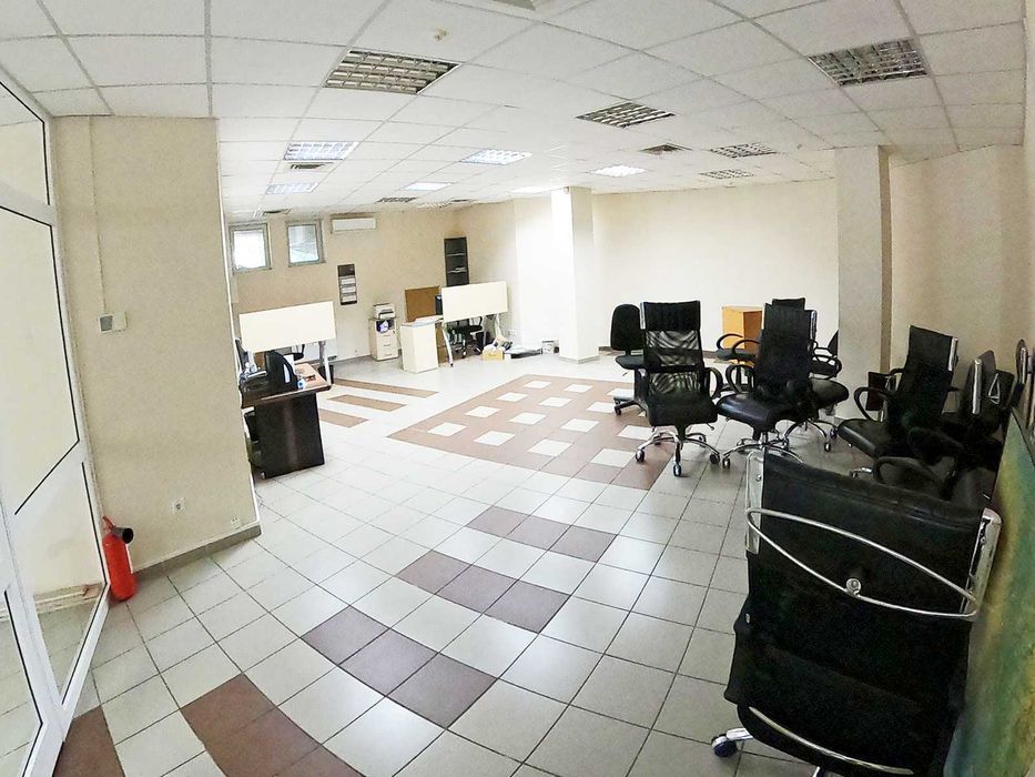0%. Офіс в БЦ 95м2. Перший поверх. Open space. Метро Дарниця.