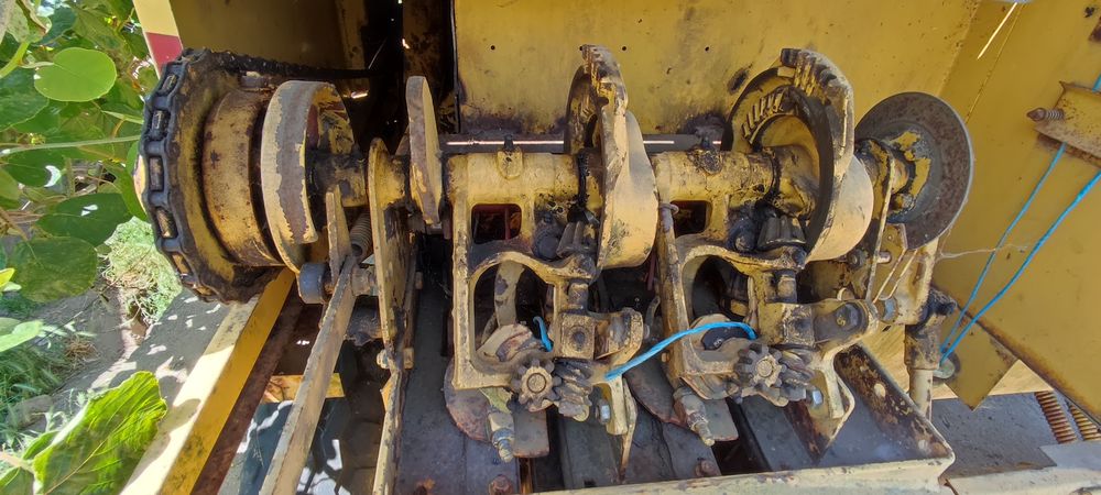 Enfardadeira New Holland 940