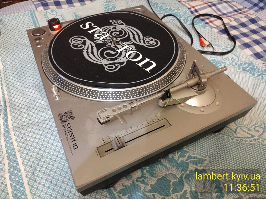 вініловий програвач Stanton STR8-50