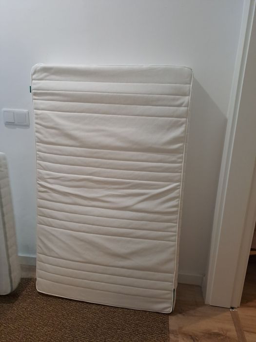 Cama extensivel Ikea SUNDVIK+ Colchão de molas INNERLIG