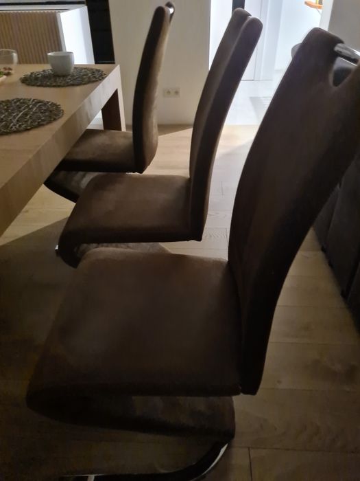 6 Krzeseł materiałowych