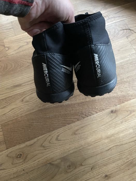 Buty piłkarskie Nike mercurial roz 45 korki