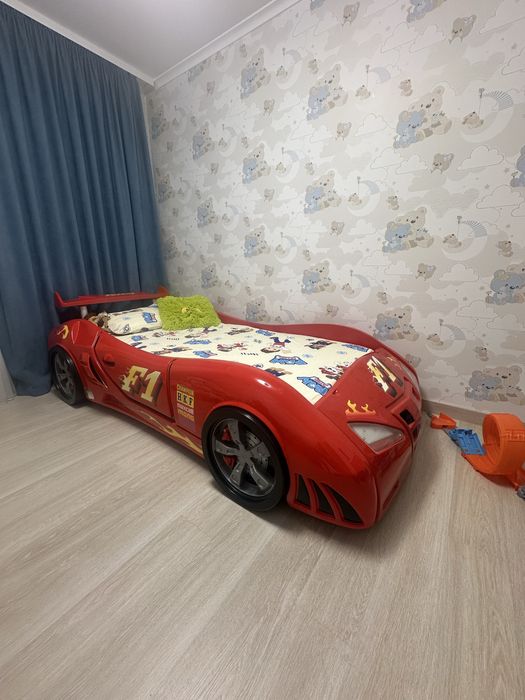 Дитяче ліжко-машина самовивіз